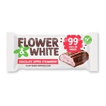 Flower & White Vegan Meringue Bar - 12x20g Chocolate Dipped Strawberry Meringue